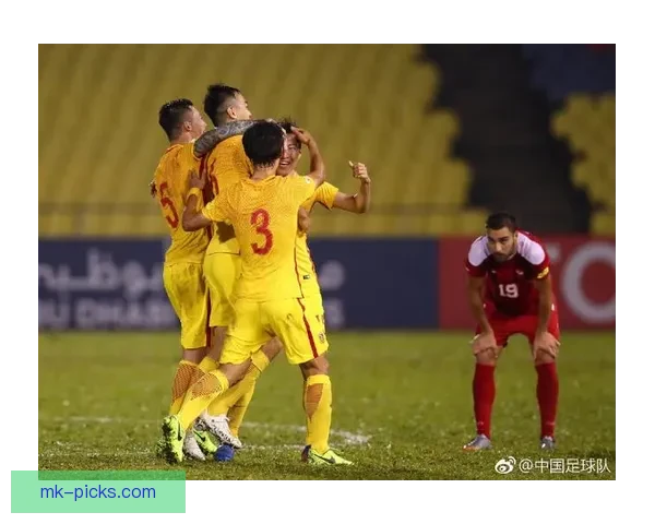 克林根赞穆林斯为大场面球员 称康大永远拼搏至最后一刻